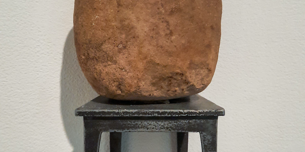 Berry Smasher. Steel, Neolithic stone hammer. 2001. 23 x 10 cm. Private Collection